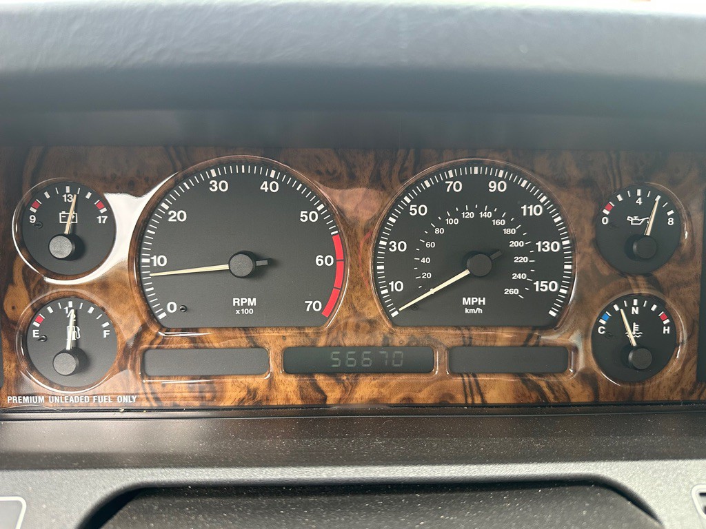 1990 Jaguar XJ Image 28