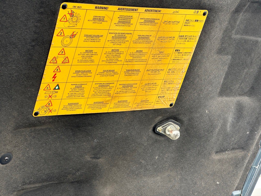 1990 Jaguar XJ Image 36