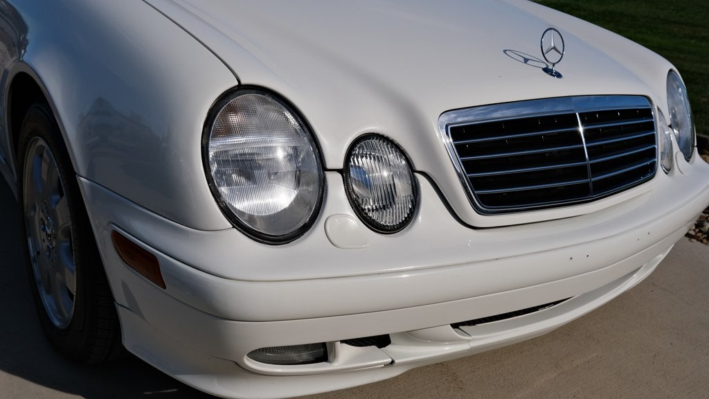 2003 Mercedes-Benz CLK-Class Image 15