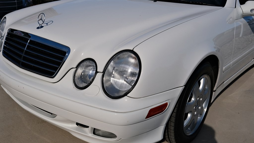 2003 Mercedes-Benz CLK-Class Image 16