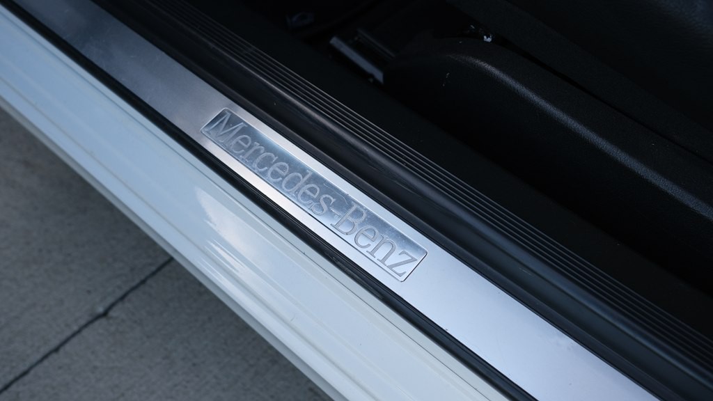 2003 Mercedes-Benz CLK-Class Image 25