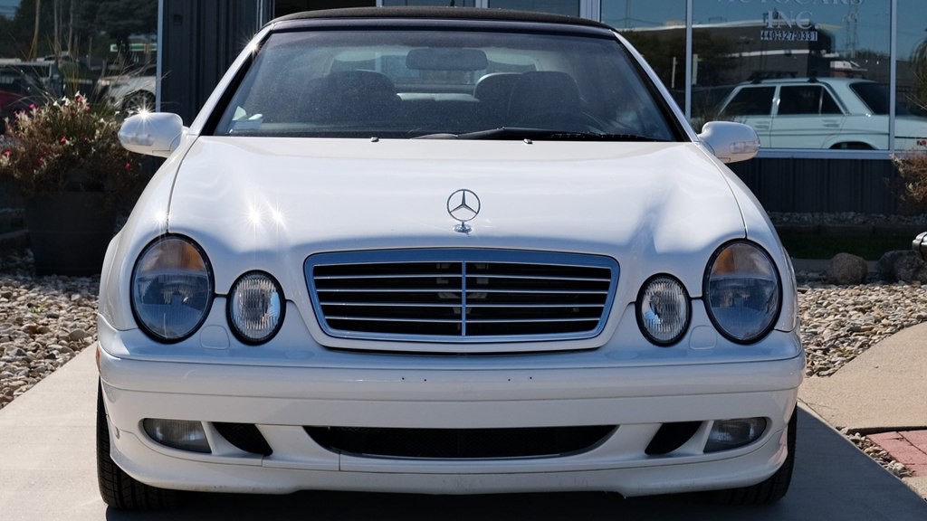 2003 Mercedes-Benz CLK-Class Image 6