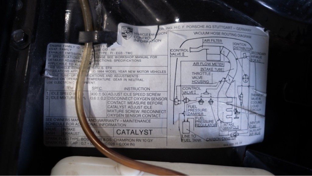 1984 Porsche 944 Image 27