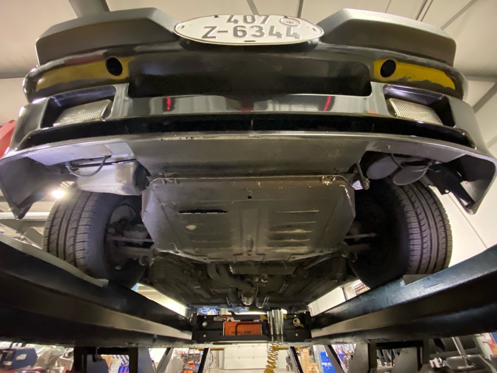 1984 Porsche 944 Image 41