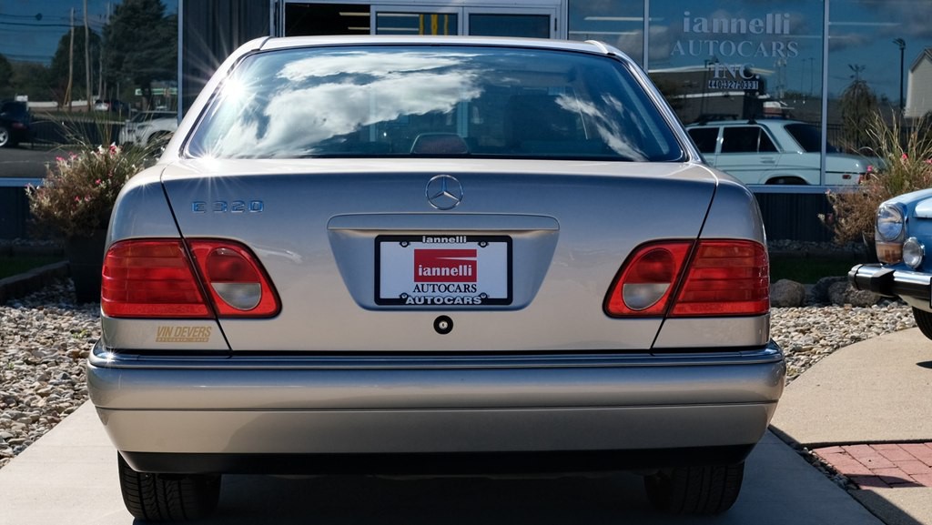 1998 Mercedes-Benz E-Class Image 6