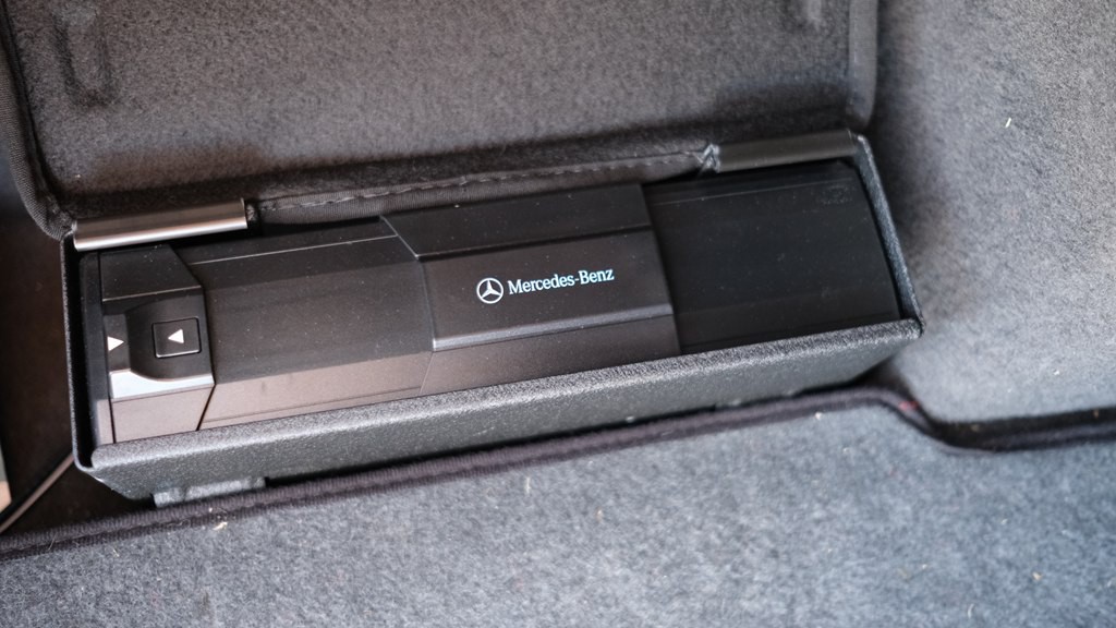 1998 Mercedes-Benz E-Class Image 14