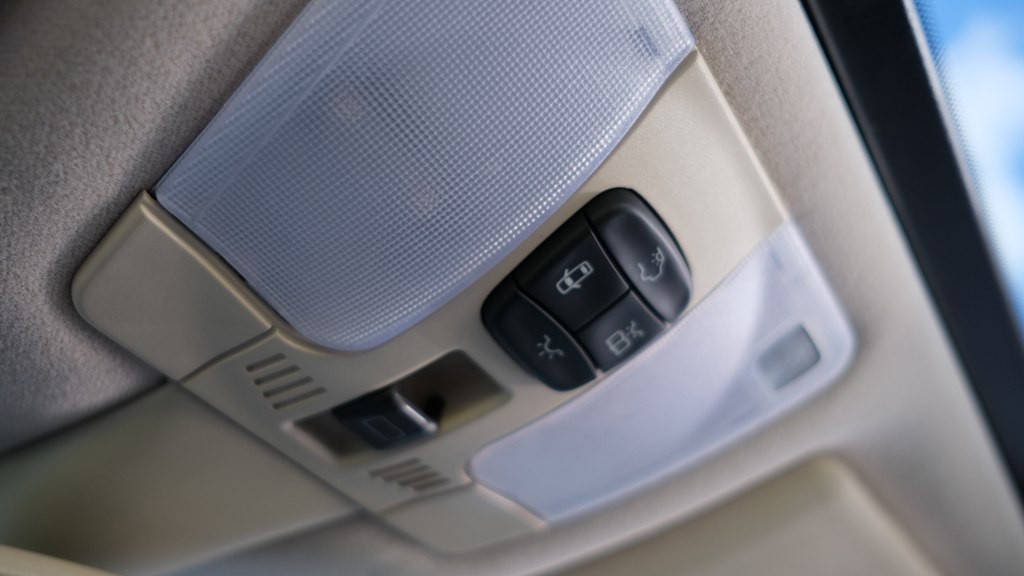1998 Mercedes-Benz E-Class Image 19