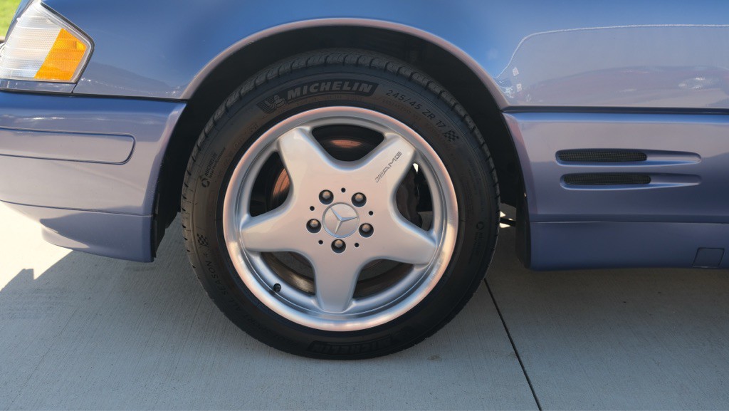 1997 Mercedes-Benz SL-Class Image 10