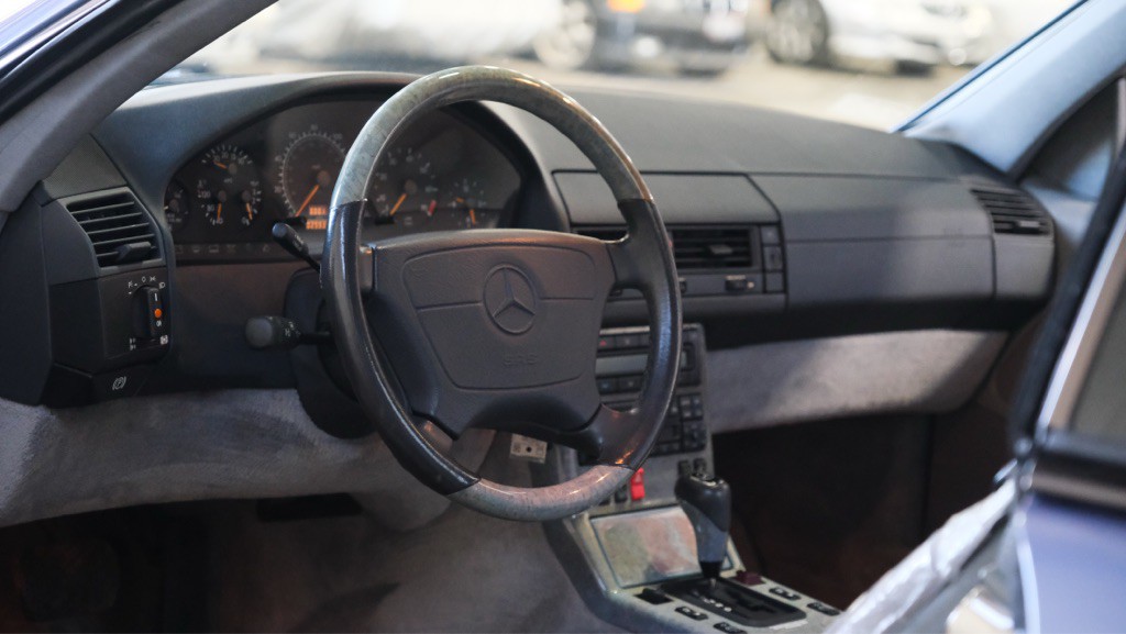 1997 Mercedes-Benz SL-Class Image 38
