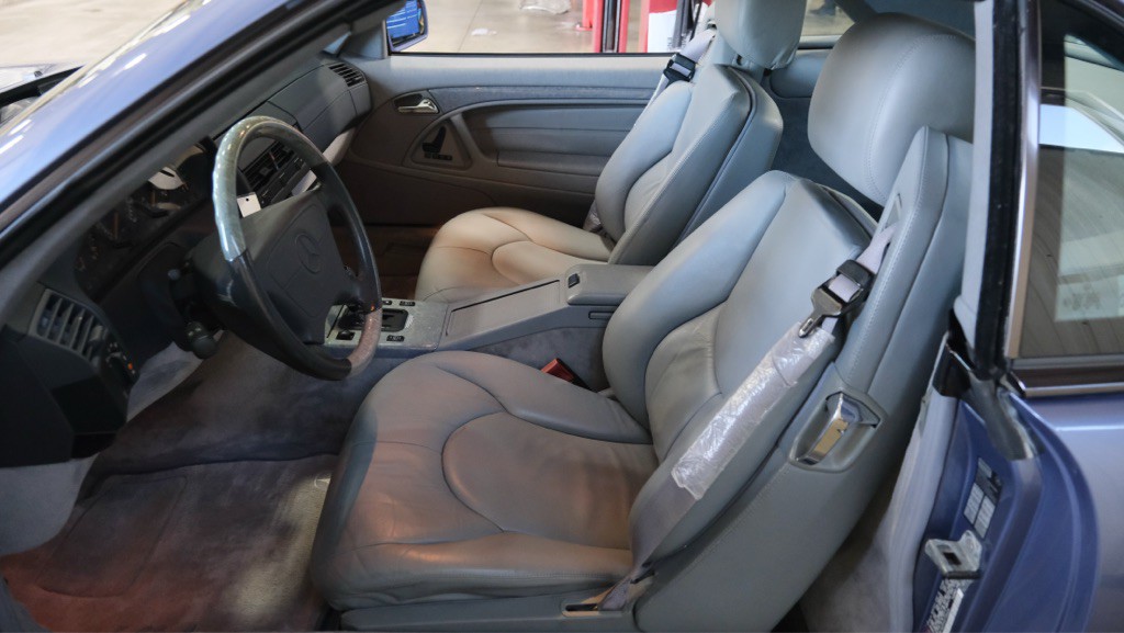 1997 Mercedes-Benz SL-Class Image 39