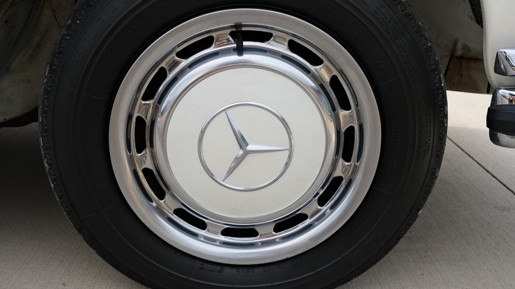 1973 Mercedes-Benz 280 Image 15