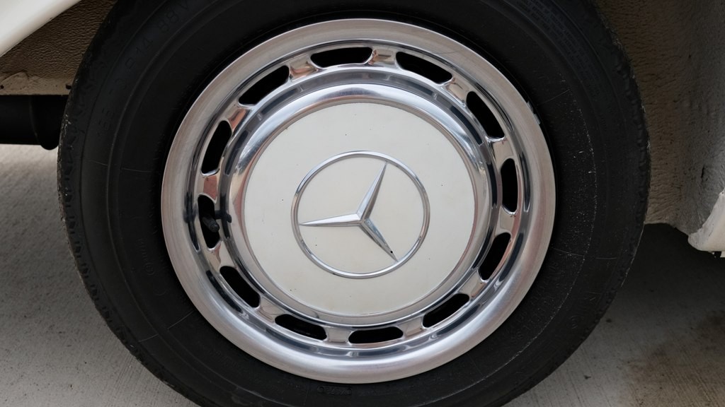 1973 Mercedes-Benz 280 Image 16