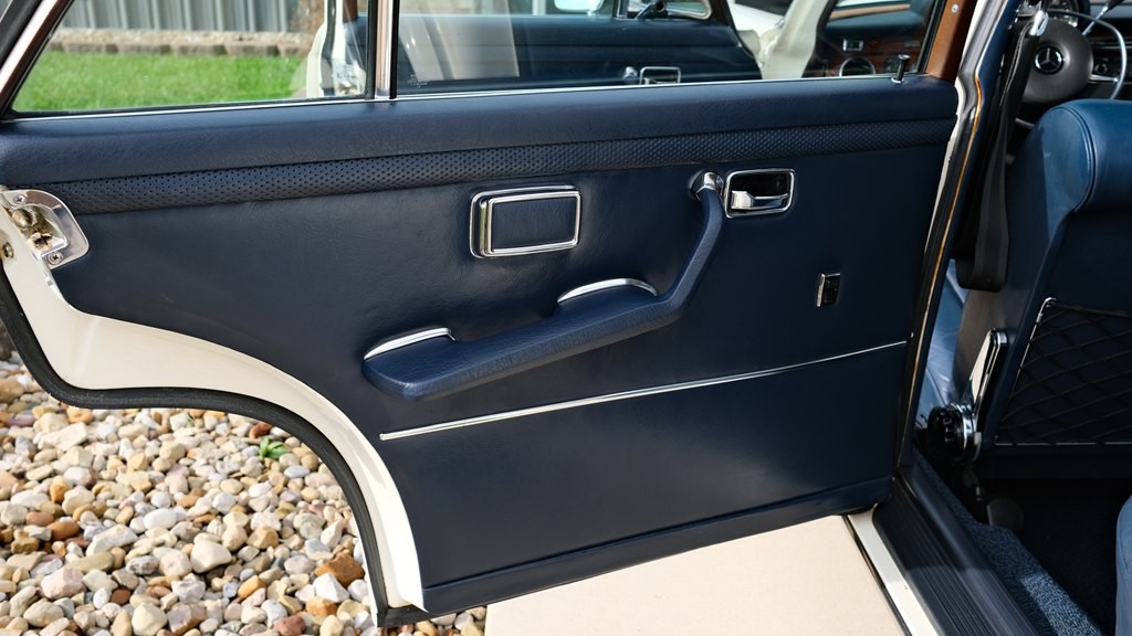 1973 Mercedes-Benz 280 Image 25