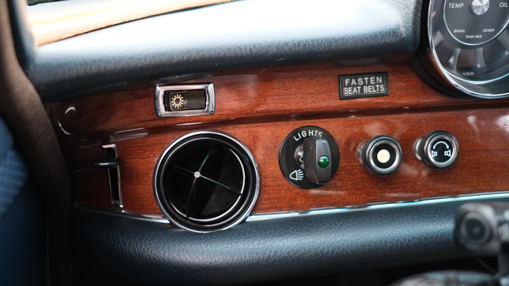 1973 Mercedes-Benz 280 Image 36