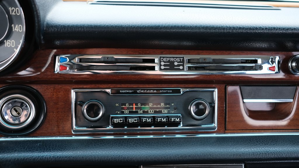 1973 Mercedes-Benz 280 Image 38