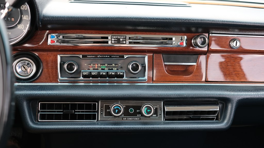 1973 Mercedes-Benz 280 Image 39