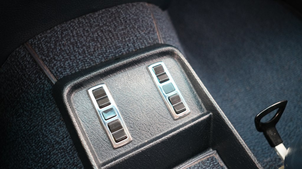 1973 Mercedes-Benz 280 Image 40