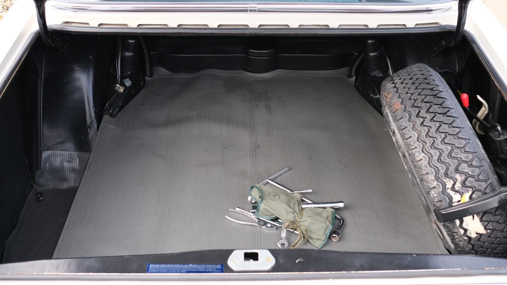 1973 Mercedes-Benz 280 Image 47