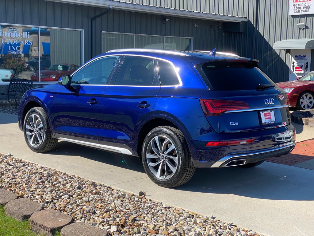 2022 Audi Q5 Image 6