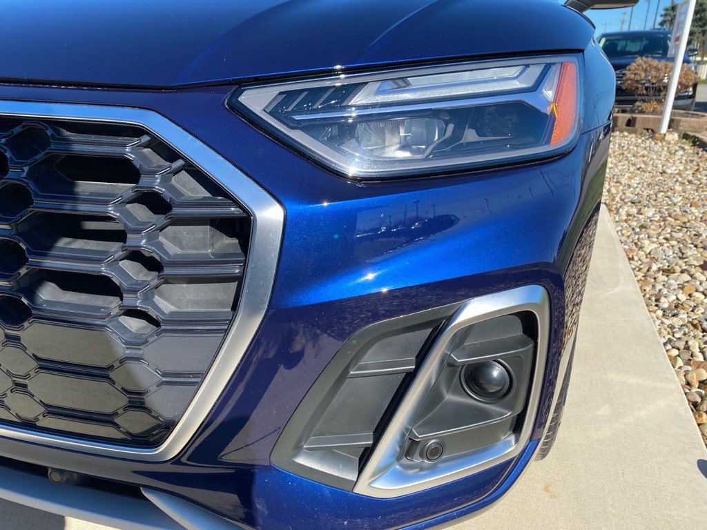 2022 Audi Q5 Image 9