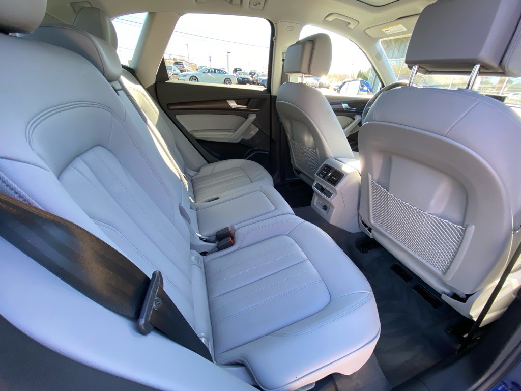 2022 Audi Q5 Image 27