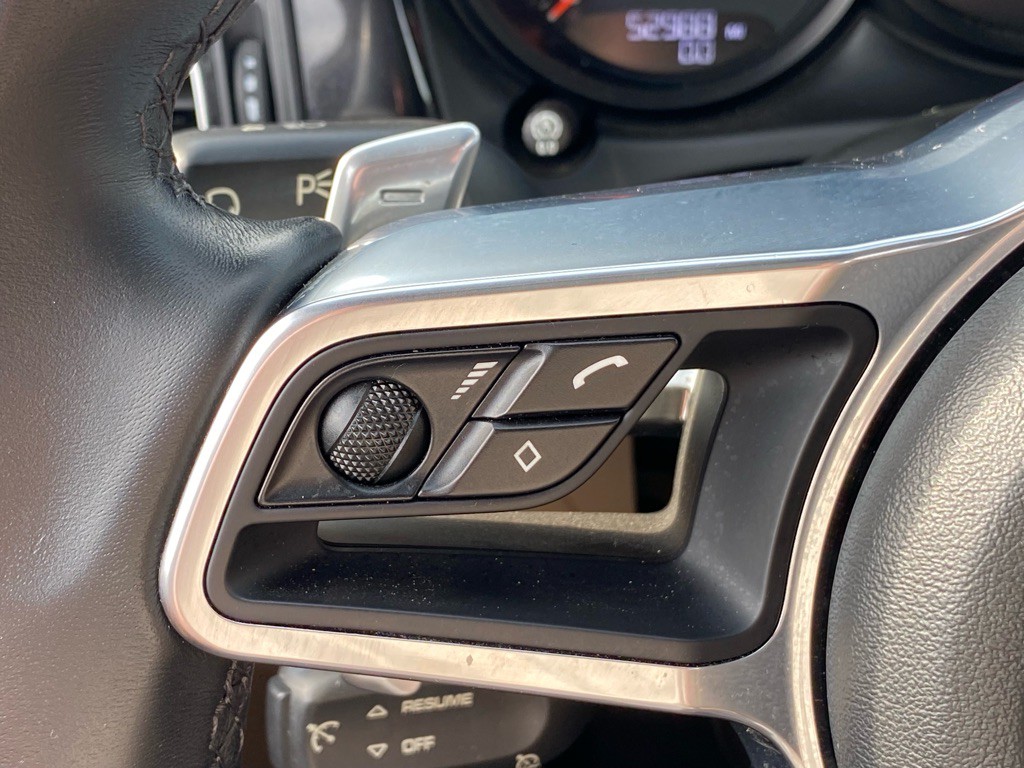 2020 Porsche Macan Image 32