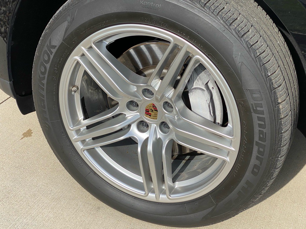 2020 Porsche Macan Image 13