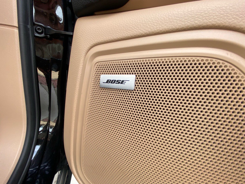 2020 Porsche Macan Image 28