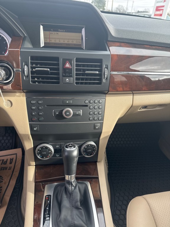 2012 Mercedes-Benz GLK-Class Image 18