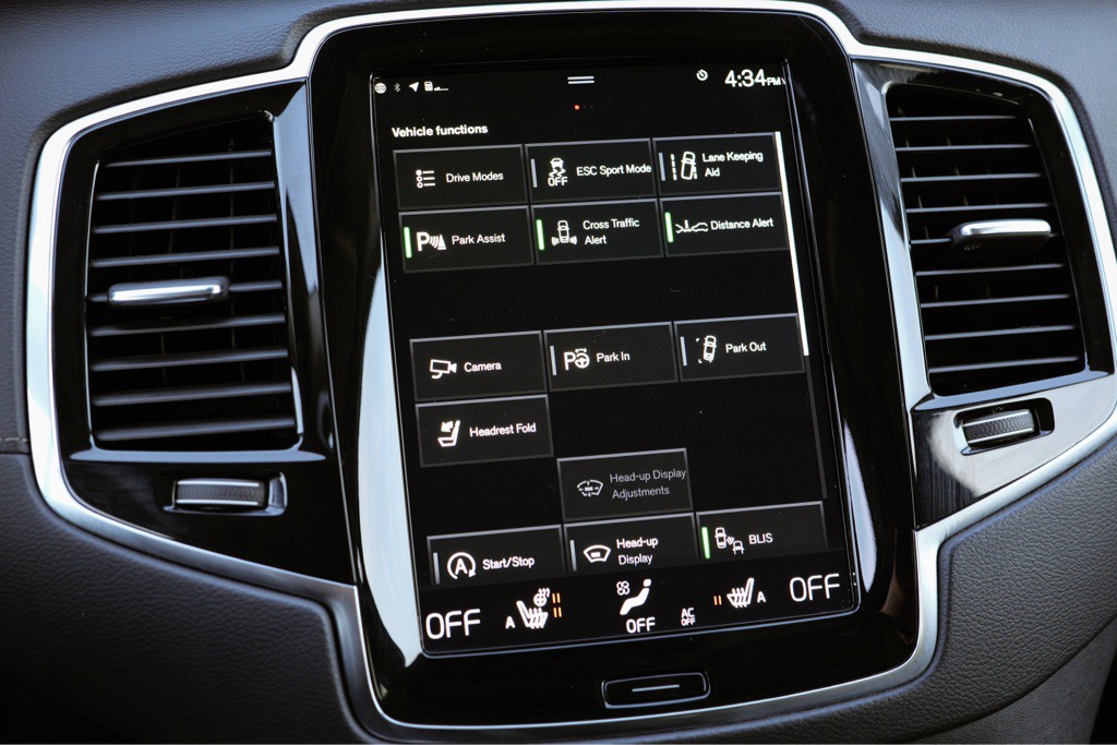 2022 Volvo XC90 Image 39