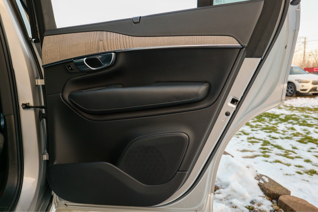 2022 Volvo XC90 Image 48