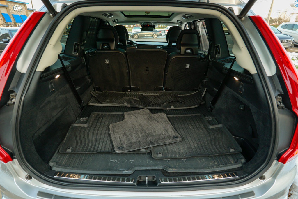 2022 Volvo XC90 Image 62