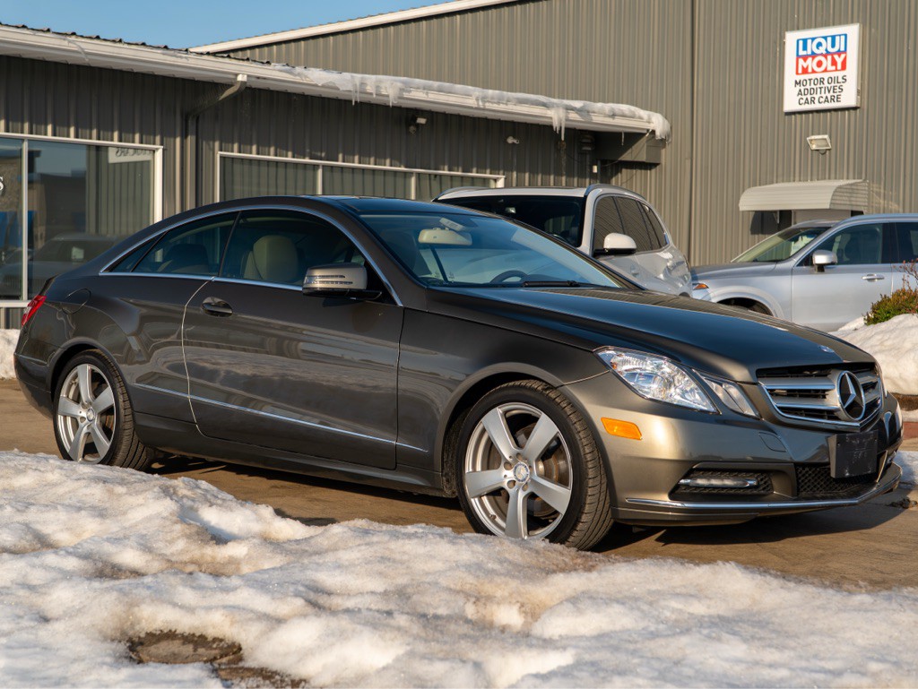 2013 Mercedes-Benz E-Class Image 1