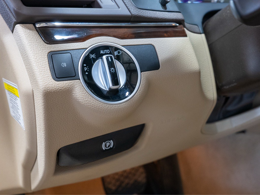 2013 Mercedes-Benz E-Class Image 27