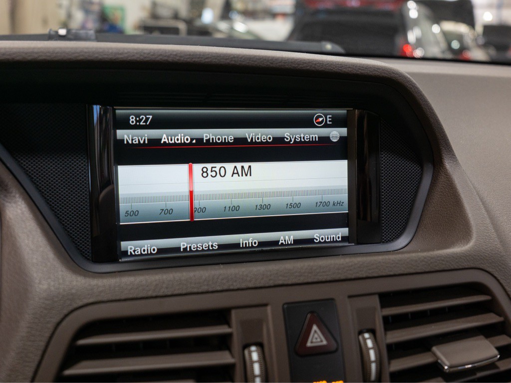 2013 Mercedes-Benz E-Class Image 30