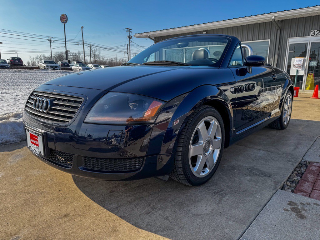 2002 Audi TT Image 11