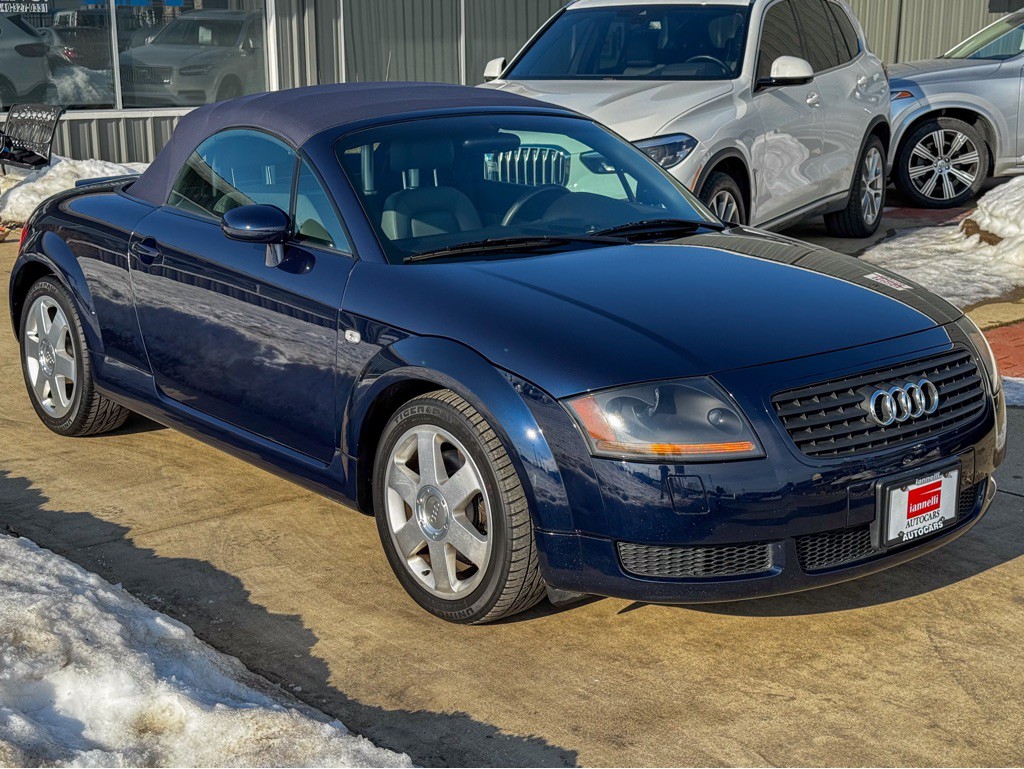 2002 Audi TT Image 15
