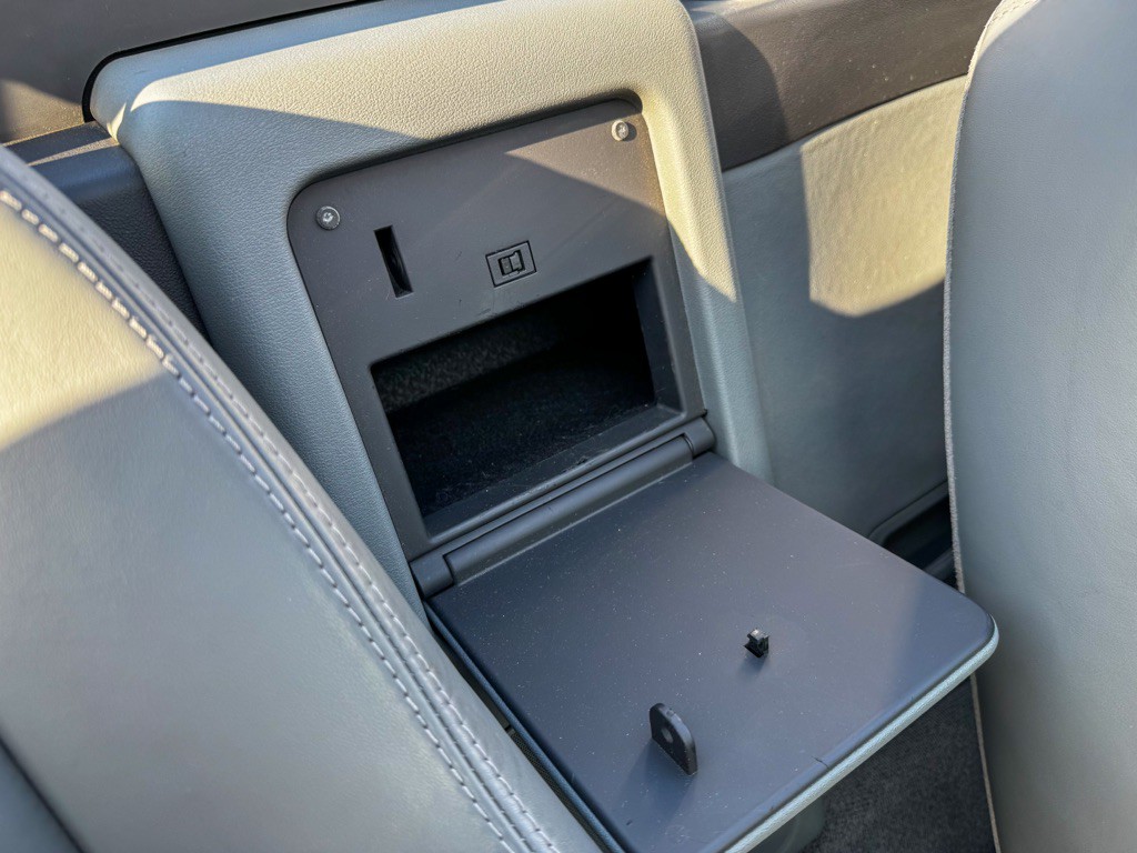 2002 Audi TT Image 34