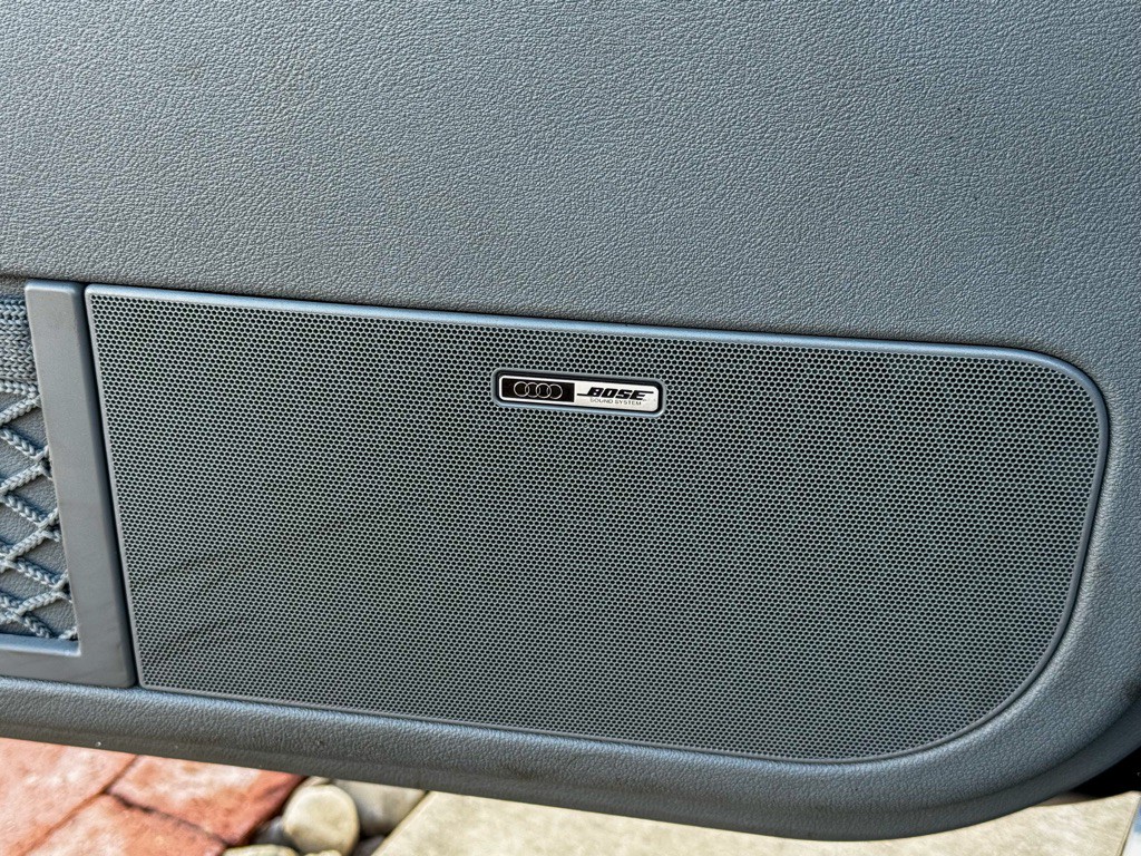 2002 Audi TT Image 38