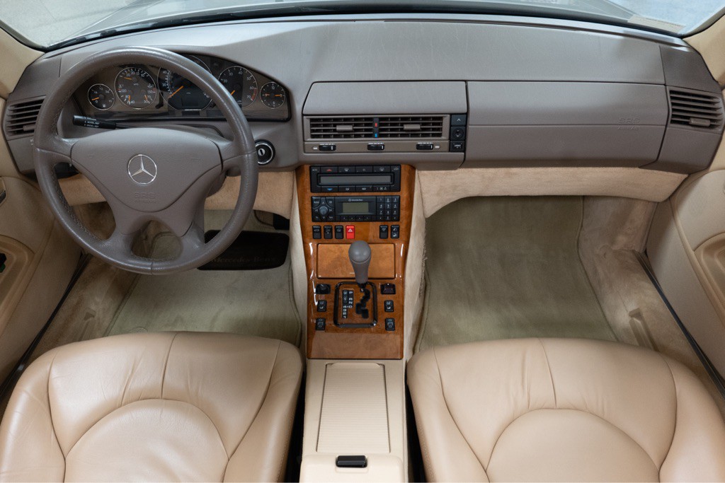 1999 Mercedes-Benz SL-Class Image 2