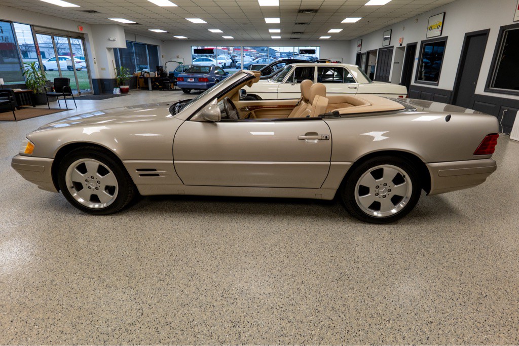 1999 Mercedes-Benz SL-Class Image 7