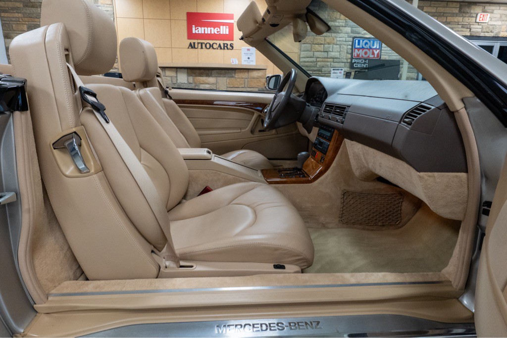 1999 Mercedes-Benz SL-Class Image 34
