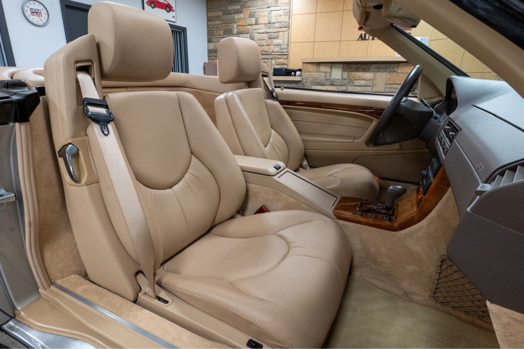 1999 Mercedes-Benz SL-Class Image 36
