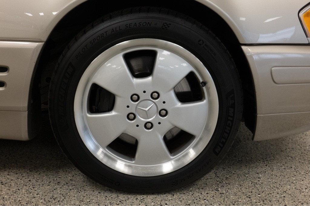 1999 Mercedes-Benz SL-Class Image 53