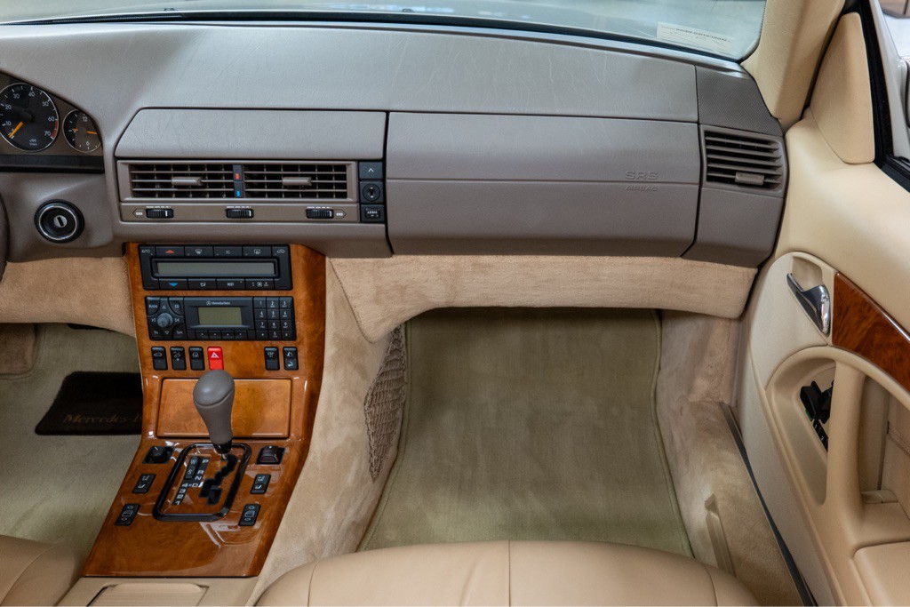 1999 Mercedes-Benz SL-Class Image 15