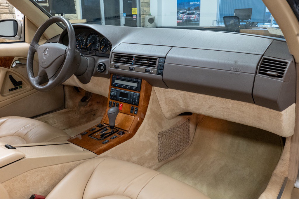 1999 Mercedes-Benz SL-Class Image 35