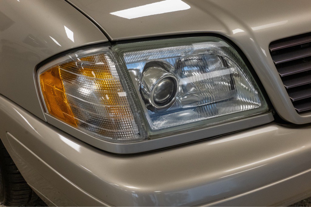 1999 Mercedes-Benz SL-Class Image 55