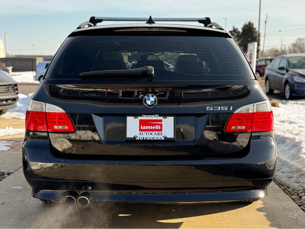 2010 BMW 5 Series Image 7