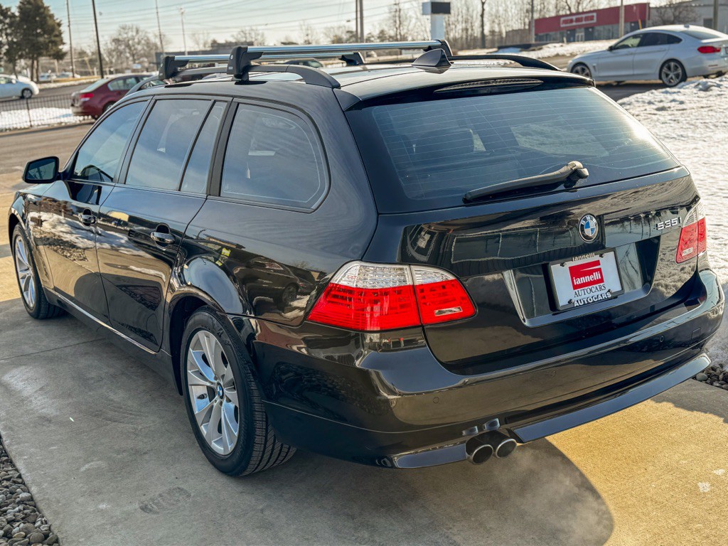 2010 BMW 5 Series Image 8