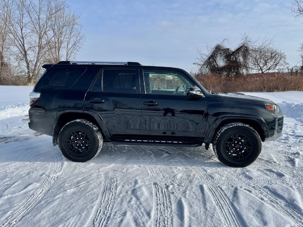 2016 Toyota 4Runner Image 10